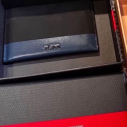 TUMI Cardholder Wallet