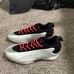 $25 adidas Anthony Edwards 1 low white and red Mens size 9.