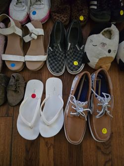 SHOES   MULTIPLE  PAIR