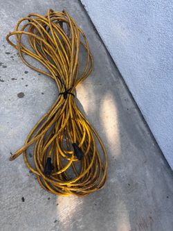 100 feet used heavy duty extension cord 12/3
