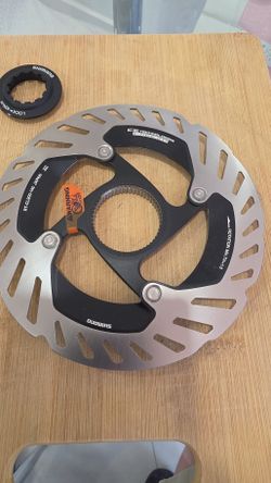 Shimano RT-CL900 Rotor
140 mm