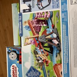 Thomas & Friends Crystal Caves Adventure Set with Motorized Thomas Train & 8 Ft of Track + 4 More Train Sets