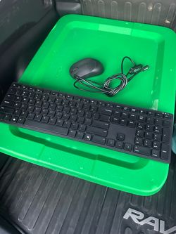 2 Dell monitors set