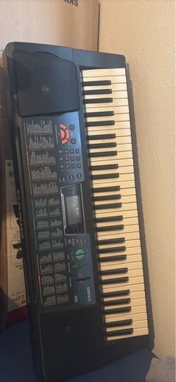 Vintage Casio Synthesizer