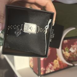 Women’s coach watch