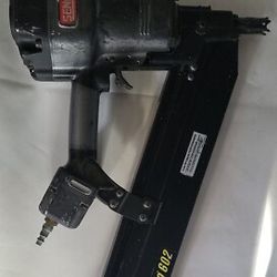 Senco Frame pro 662 nail Gun