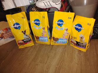 4bags of pedigree dog food