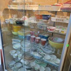 Vintage Glassware Fire King, Pyrex and More