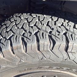 BF GOODRICH KO2 3 Tires Only 285/70/17 