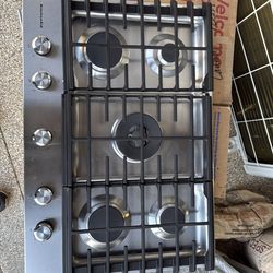 Kitchen Aid 30” cooktop