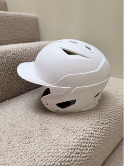 UA youth batting helmet (size 5 7/8 - 6 3/4)