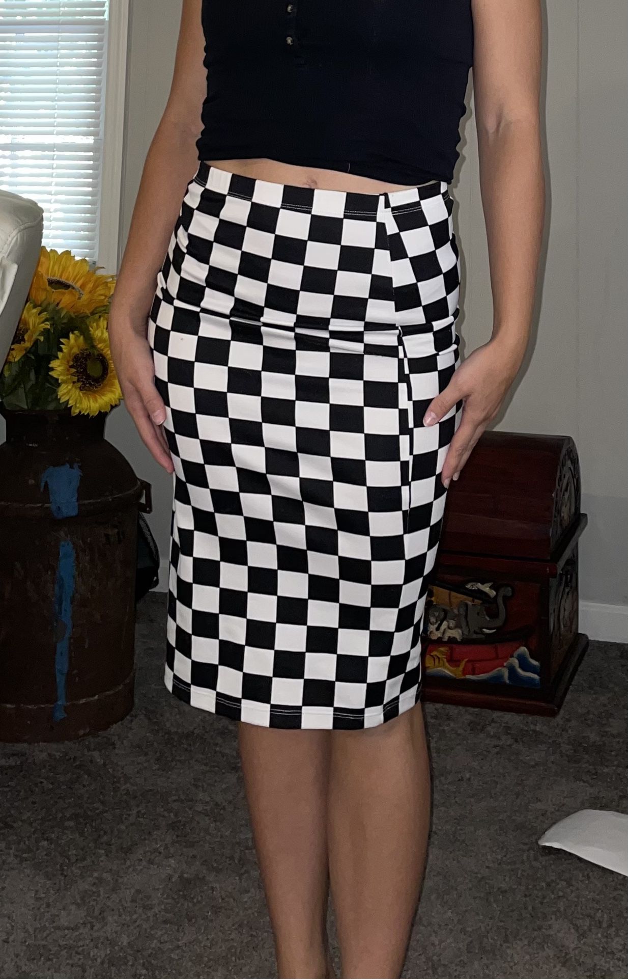 Forever 21 Checkered Pencil Skirt Size Small