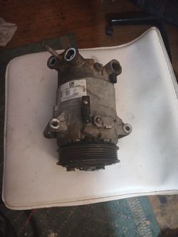 Used OEM GM 2016 Chevy Colorado 2.5L  Ac Compressor 