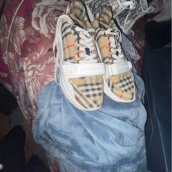 Burberry Shoes Size 10 No Box for Sale in San Jose CA OfferUp
