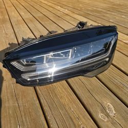 2016 - 2018 Audi A7 S7 RS7 driver headlight  OBO