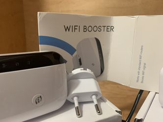 SET OF 2 WIFI REPEATER/BOOSTERS