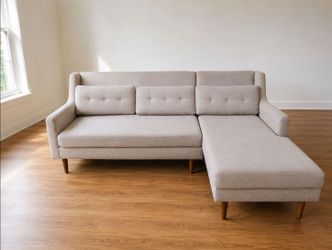 🚛 Free Delivery💥 West Elm Light Beige Sectional Sofa with Chaise Modern