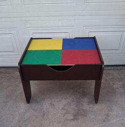 Lego Table