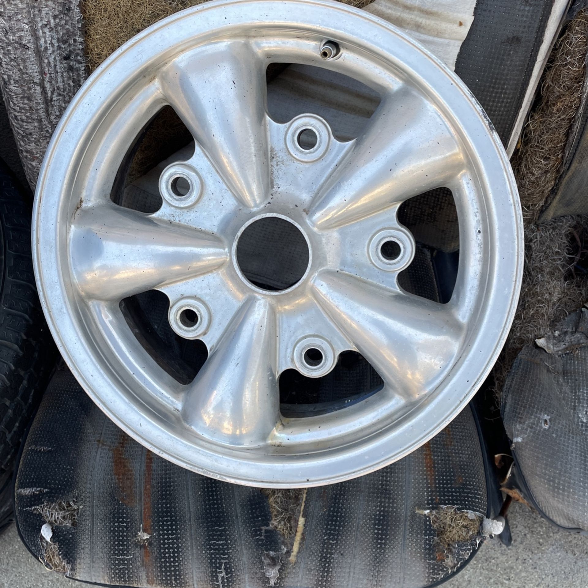 Wv Rims VW Five Spoke Wheel Rim for Sale in Orange, CA - OfferUp