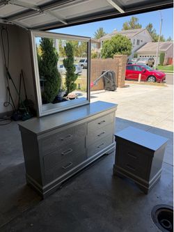 Luxury dresser and night stand