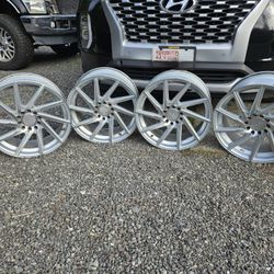 F1R 18" Rims Wheels 