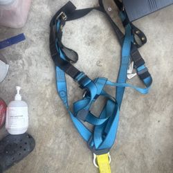 Tractel Full Body Harness Nd Lanyard