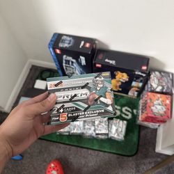 10 Prizm Sealed Blasters 30$ Each 