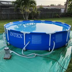 Intex Above Ground Pool 12x30