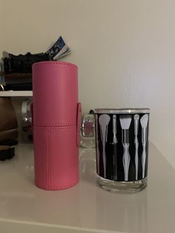 Makeup Brush Holders