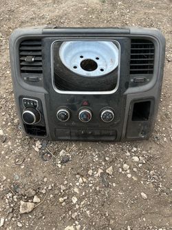 2019-2021 Dodge Ram 1(contact info removed) 5" Radio Bezel P(contact info removed)5AD OEM RMC23 QM76