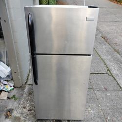 Frigidaire Stainless Refrigerator - Can Deliver