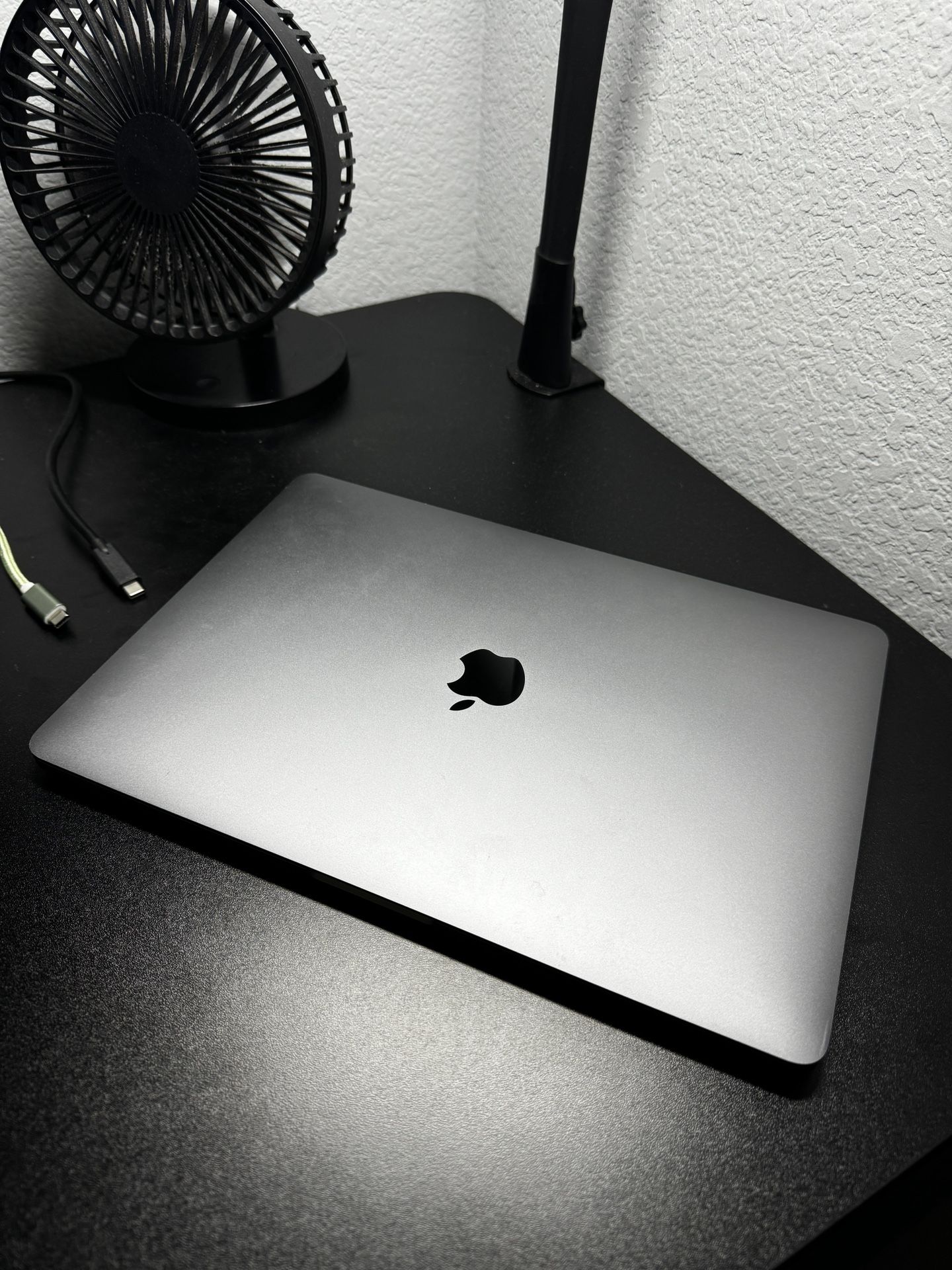 MacBook Pro 13” M1 16GB RAM