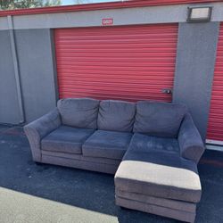Modern Plush L Couch/Sofa with Reversible Chaise (FREE DELIVERY) 