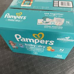 newborn pampers