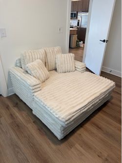 Chaise lounge chair