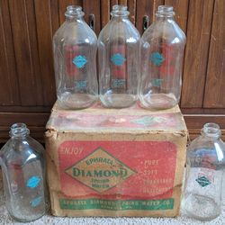 Vintage 1950s box of 5 Glass bottles of EPHRATA DIAMOND SPRING WATER 