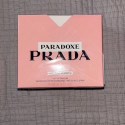 Prada Paradoxe Virtual Flower
