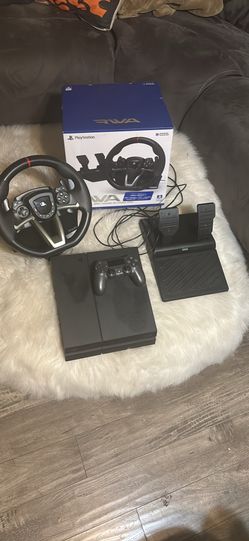 RWA racing wheel and PS4