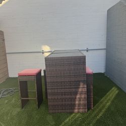 Patio High Top Table Set (6 Tall Chairs And Cushions Included)