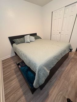 MOVING OUT Queen bed and ikea bed frame