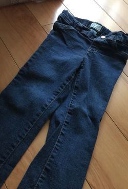 Jeans size 3t