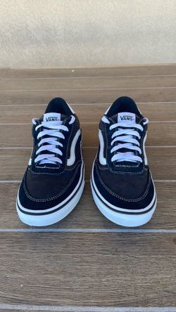 Vans Brooklyn LS sneakers in black and white with a classic skate style design