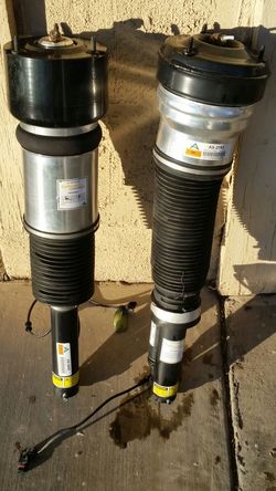 2000/2006 Mercedes s class suspension struts