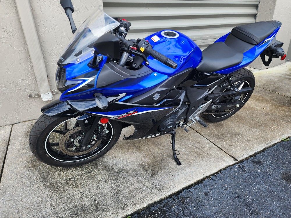 2022 Suzuki Gsx250r