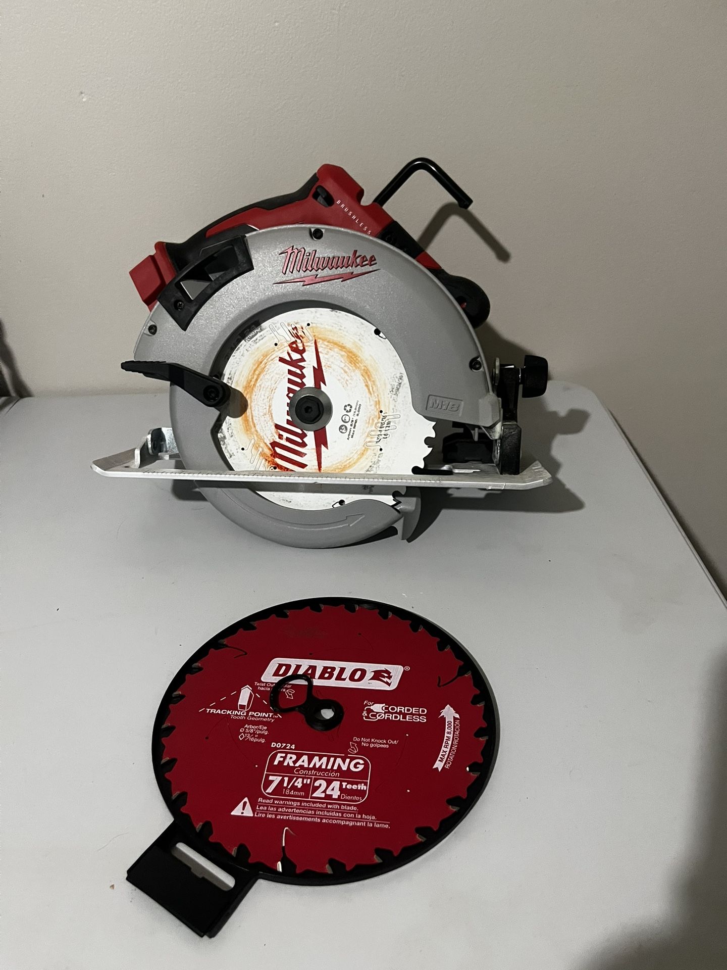 Milwaukee 7.5” Circular Saw
