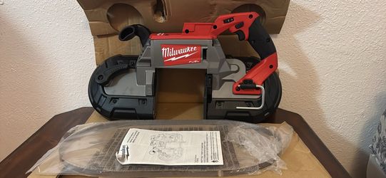 Milwaukee band saw 2729-20