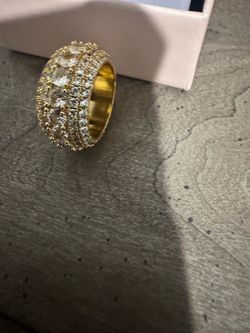 Band ring, gold plated with lab diamonds. 8mm