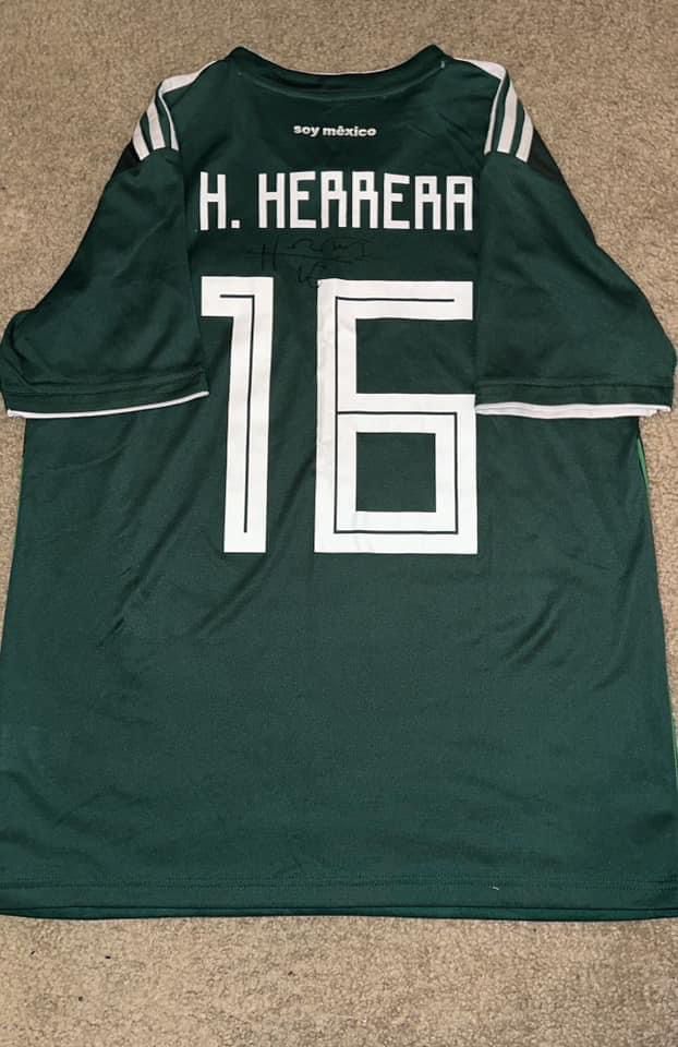 Hector Herrera signed México Jersey 