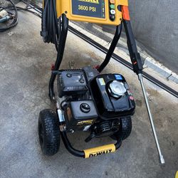 3600 Dewalt power  washer  motor Honda