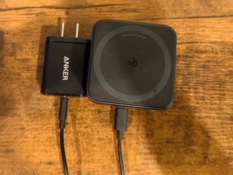 Anker 3 in 1 wireless charger